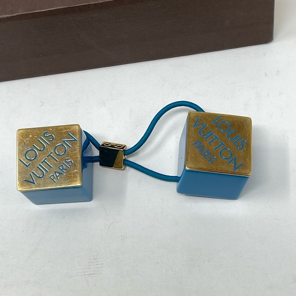 Louis Vuitton Hair Tie! - Picture 5 of 5